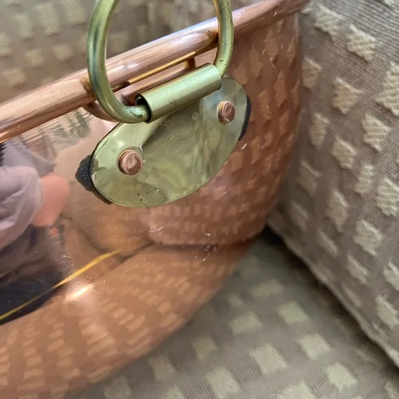 Round bottom Copper Mixing Bowl with brass ring. 11” inches across - Picture 3 of 12